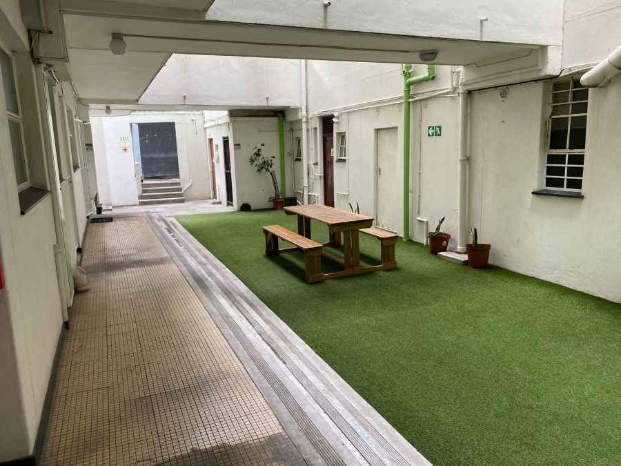 To Let 1 Bedroom Property for Rent in Cape Town City Centre Western Cape